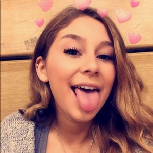 Meet your Posher, Emma